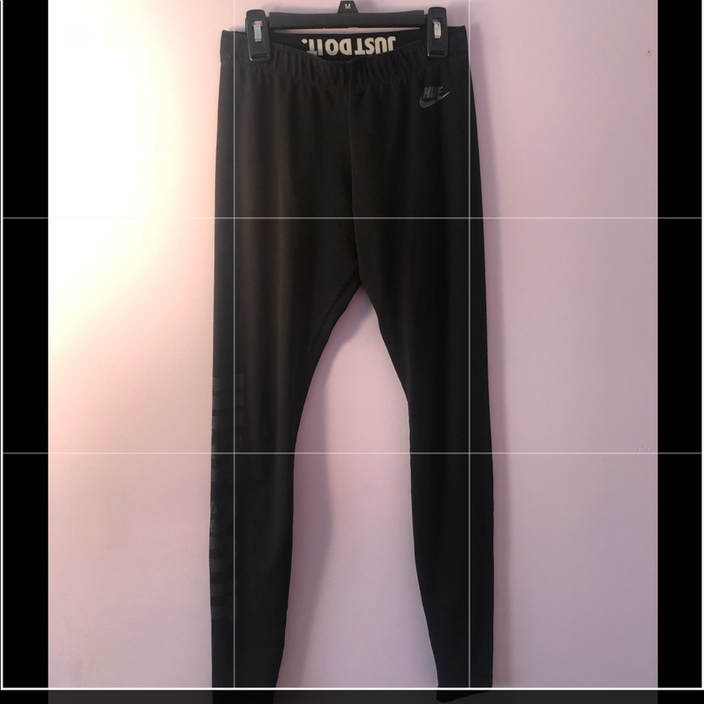 NIKE leggings
